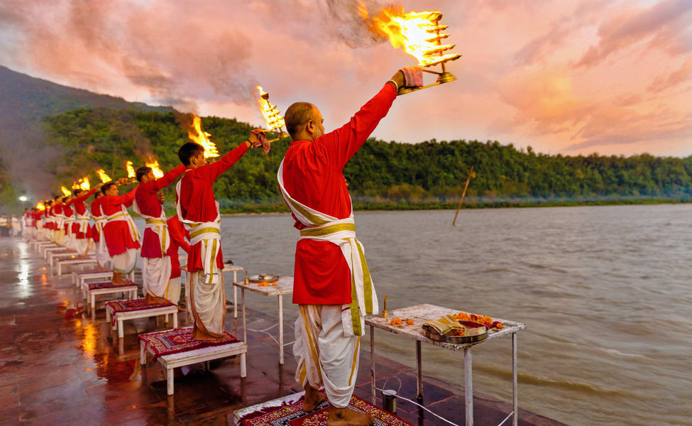 India Spiritual Tours from Australia: Yoga Retreats, Temples & Ganga Aarti Experience