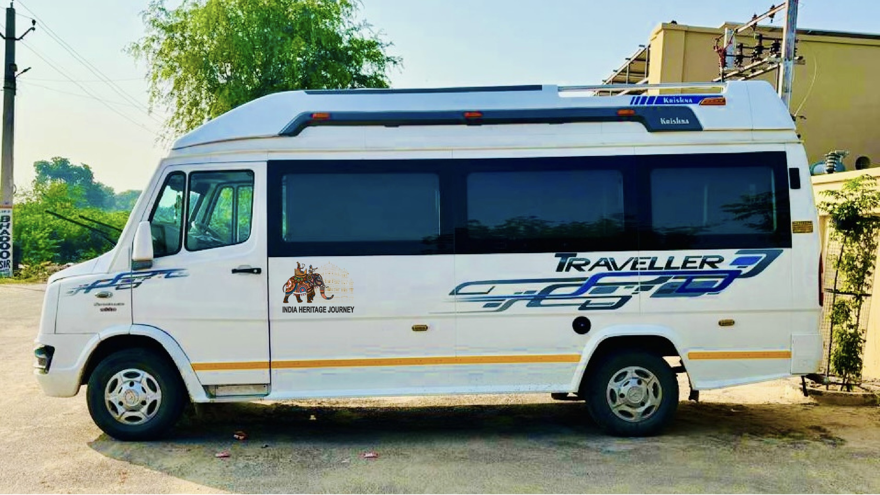 Maharaja Tempo Traveler