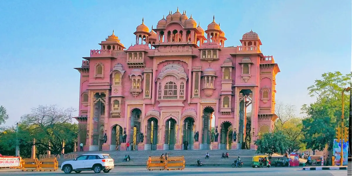 Patrika Gate
